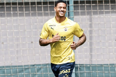 Fenerbahçe'de Oosterwolde sevinci