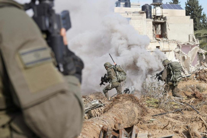 İsrail Nuseyrat’ta sivillerin sığındığı okulu vurdu