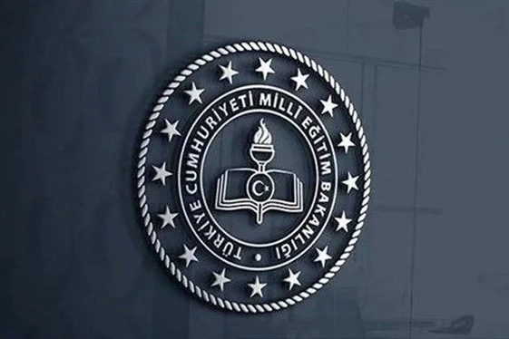 Yarın okullar açık mı, okullar cuma günü tatil mi?