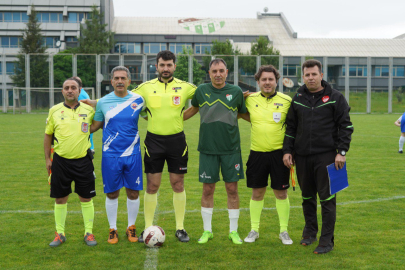 Gemlik Belediyespor şampiyon oldu