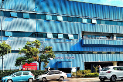 Bursa'daki dev fabrika işçi arıyor! 4 maaş ikramiye, yakacak, erzak ve ayakkabı yardımı...