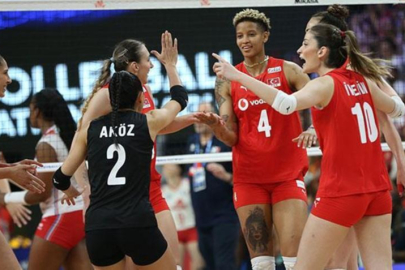 Milletler Ligi'nde Filenin Sultanları, Fransa'ya set vermedi