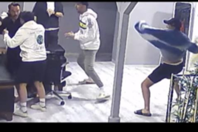 İdo Tatlıses arkadaşlarıyla maç izlediği anları paylaştı!