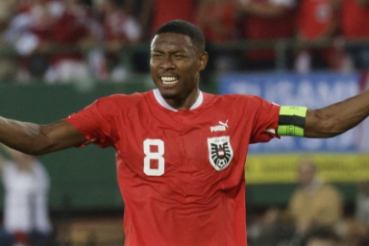 Alaba takıma eşlik edecek