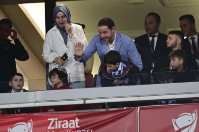 Berat Albayrak aylar sonra  Beşiktaş-Trabzonspor maçında ortaya çıktı