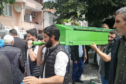 Bursa'da feci kazada ölen 3 kişi toprağa verildi!