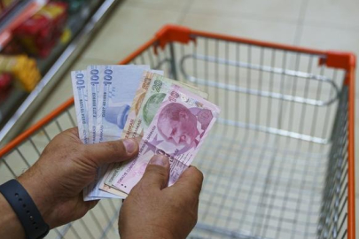 Mayıs ayı enflasyonu ne olacak? Gözler 3 Haziran'daydı: Yıl sonu dolar tahmini...