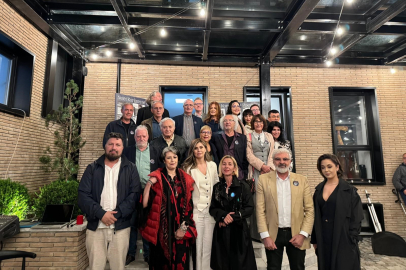 Bursa'ya uluslararası ödül! Şair yazar Güney Özkılınç...