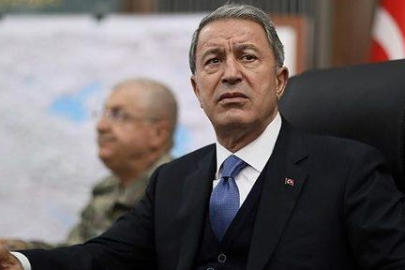 Mikrofonu açık kalan Hulusi Akar'dan ilk açıklama! Murat Bakan veryansın etti...