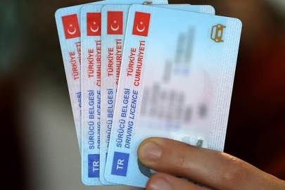 Eski tip ehliyetlerin geçerlilik süresi yıl sonu dolacak