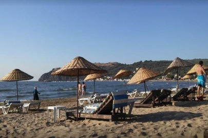 Bursa'da denize gideceklere kötü haber! Mudanya, Ege'yi solladı: Şezlong ücretleri...