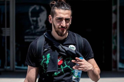 Kenan Sipahi, Pınar Karşıyaka'da kalıyor!