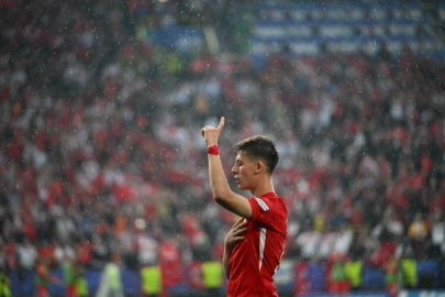 Tüm dünya Arda Güler'in olağanüstü golünü konuşuyor!