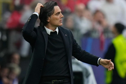 Montella'dan Portekiz maçına farklı kurgu