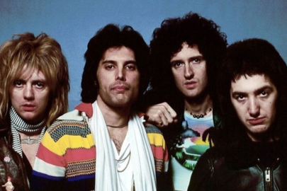 Queen, tüm albüm haklarını rekor bir fiyata sattı