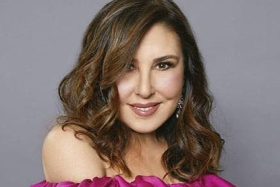 Şarkıcı Nilüfer'den samimi açıklamalar: İlk kez transparan giymiyorum