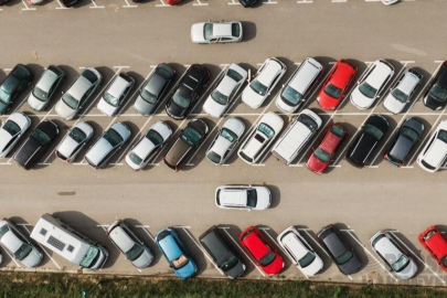 Bayilerde 'indirim' hareketi! Araç alacaklar için süre uzatıldı