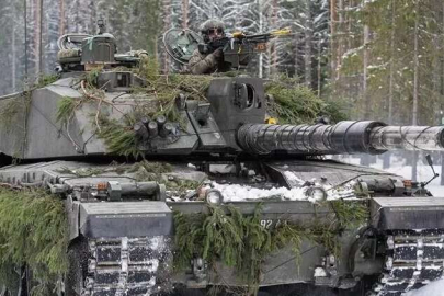 Rusya: Ukrayna’da Batılı savaş uçaklarının konuşlandırılacağı tesisleri vurduk