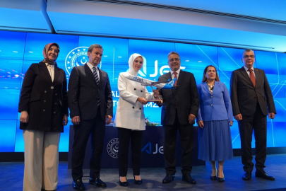 Engelli ve şehit yakınlarına AJet'de uçak bileti indirimi geldi