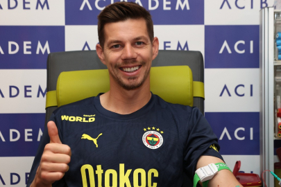 Fenerbahçeli futbolculara art arda talip çıktı! Bonservisini sordular