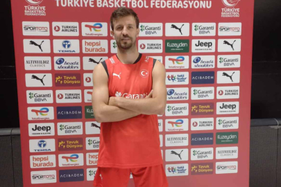 Özdemiroğlu: A Milli Takımı, olması gereken yere taşımak için buradayız