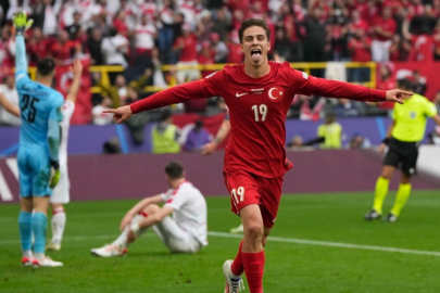 Ve milli futbolcu imzayı attı! Juventus'tan Kenan Yıldız bombası...