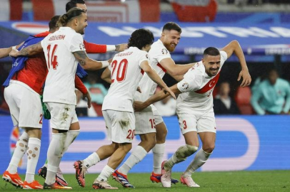 Şimdi sırada Portakallar var! A Milli Takım çeyrek finalde: Yarı finale çıkarsak...