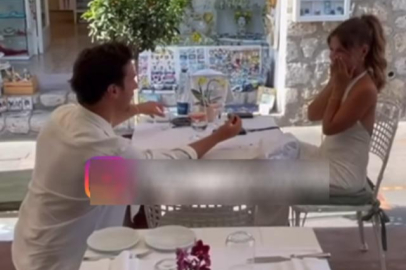 Feyyaz Şerifoğlu sevgilisi Merve Dinçkol'a evlenme teklifi etti