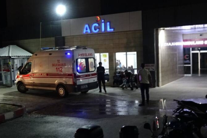 Yaz okulunda 25 ortaokul öğrencisi yemekten zehirlendi