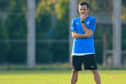 Bursaspor'da Batalla yakın takipte!