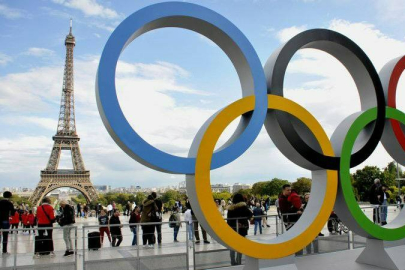 Fatih Altaylı: Paris'te şenlik havasından daha çok bir sıkıyönetim havası var