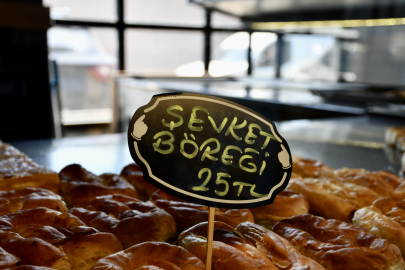 Bursa'da seyyar börekçi babanın oğulları 3 kıtaya ürün ihraç ediyor