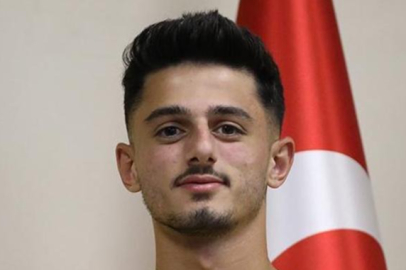 Kerem Şen'in imza töreninden kareler