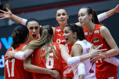 U20 Kadın Milli Voleybol Takımı, İspanya'ya set vermedi!