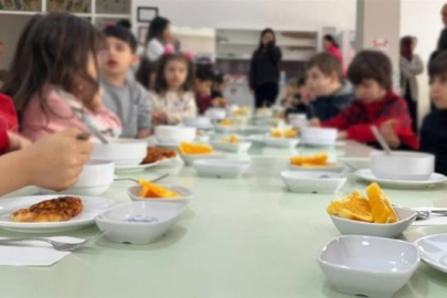 Özel okullarda zamlı fiyatlar cep yakıyor! Sadece yemek ücreti 150 bin TL