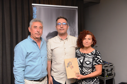 Yazar Ali İpek Bursa Nilüfer'de Yazıevi Buluşmaları’na katıldı