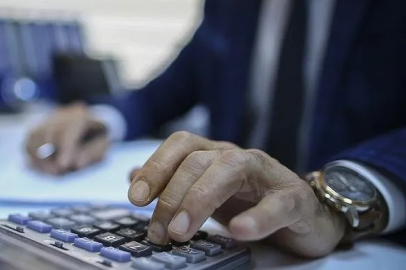 4 gün iş 3 gün tatil! Yeni sistem Türkiye'de nasıl uygulanacak?