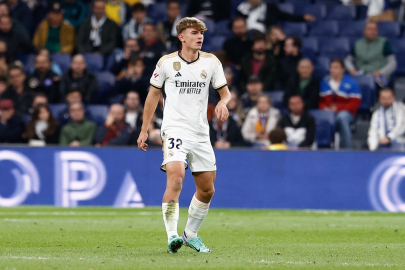Real Madrid'de ayrılık kesinleşti: Nico Paz yuvadan uçuyor