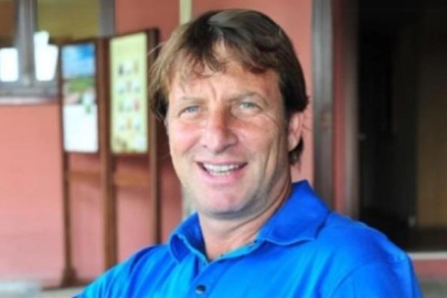 10 bin TL'ye oturuyor! Bina yıkılacak ama Kaya Çilingiroğlu'nu evden kimse çıkaramıyor...