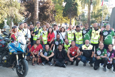 Bursa Mudanya'da motosikletlilerden '30 Ağustos" korteji