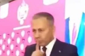 İçişleri Bakanı Ali Yerlikaya Narin sorusuna 'sus' işareti yaparak yanıt verdi!