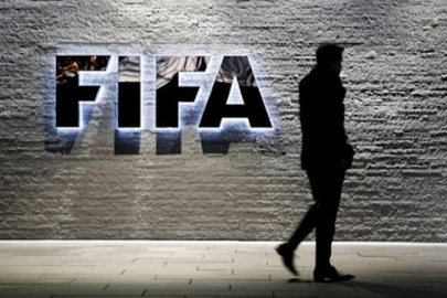 Fransa-İran maçı şike iddialarıyla gündemde! FIFA*