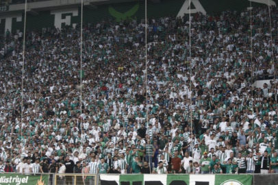 Bursaspor'dan Şampiyonlar Ligi  seviyesinde tribün şov