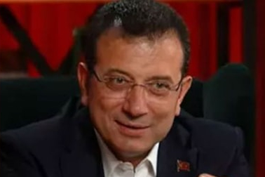Ekrem İmamoğlu, gündem olan fotoğrafı ilk kez değerlendirdi!