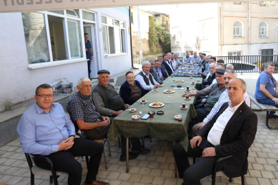 Bursa İnegöl Belediye Başkanı Alper Taban kırsal mahallelerde vatandaşlarla buluşuyor