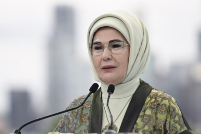 Emine Erdoğan: Toprağa iz bırakan tüm kadınlarımızı yürekten kutluyorum