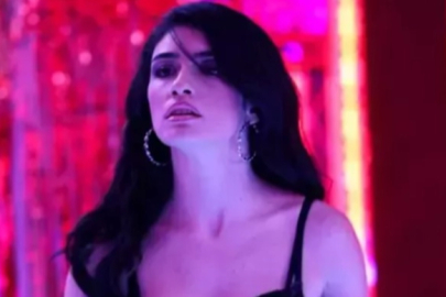 Hazar Ergüçlü İnci Taneleri'ndeki yeni dansıyla ağızları açık bıraktı!