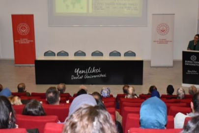 Bursa'da "Milli Mücadeleden Cumhuriyetin İlanına" konulu konferans düzenlendi