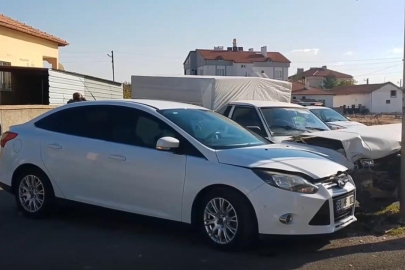 Otomobille kamyonet çarpıştı, 6 kişi yaralandı