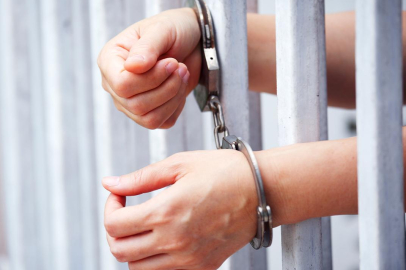 Yasa dışı bahiste 5 fenomene hapis talebi